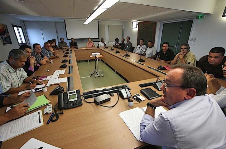 Jeudi 9 Septembre 2010

 Rencontre entre l'union des acteurs économique de La Réunion (L'UACTECO) et un représentant de la CRC