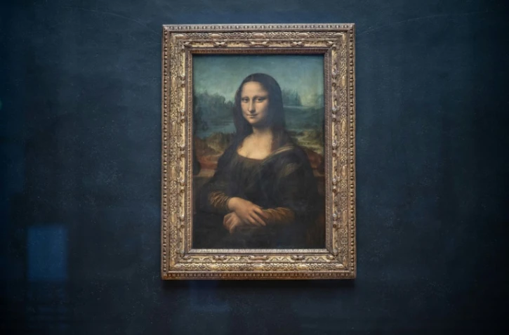 Le portrait de Lisa Gherardini, épouse de Francesco del Giocondo, connue sous le nom de Mona Lisa ou La Joconde, peint par Léonardo da Vinci, au Musée du Louvre, à Paris, le 8 janvier 2021