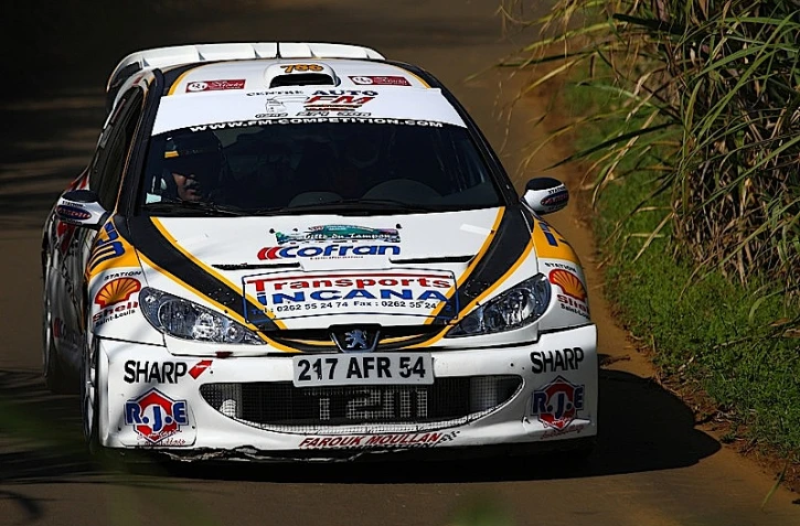 Dimanche 13 Septembre 2010

Rallye des 1000kms photo image- reunion.re