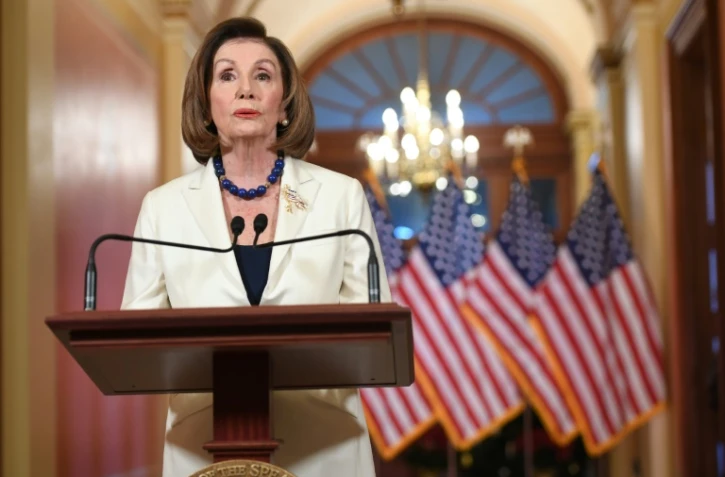 Le chef des démocrates Nancy Pelosi annonce qu'elle demande la rédaction de l'acte d'accusation du président Donald Trump depuis le Capitole à Washington, le 5 décembre 2019