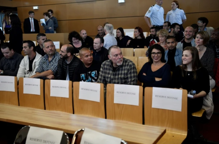 Des salariés d'Air France jugés pour l'épisode de la "chemise arrachée" le 27 septembre 2016 au palais de justice à Bobigny