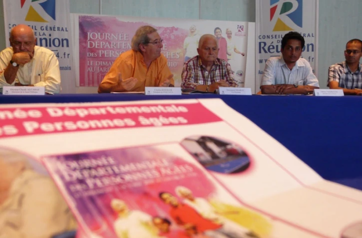 vendredi 24 septembre 2010 - Conseil général - conférence de presse sur la journée départementale des personnes âgées le 6 octobre prochain