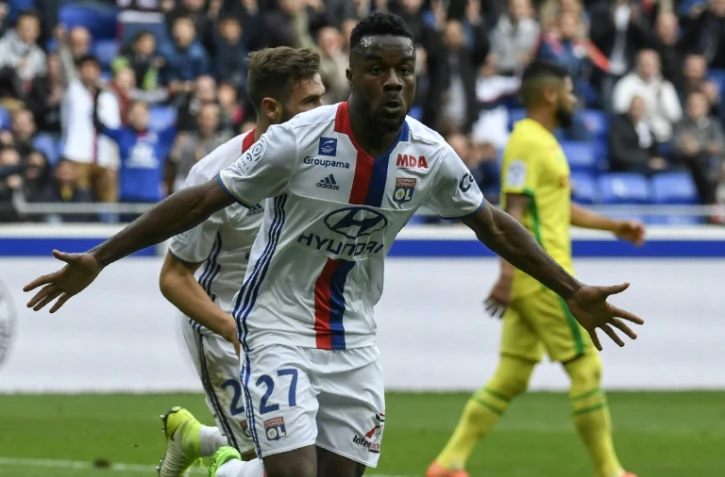 L'attaquant de Lyon Maxwell Cornet fête un but contre Nantes, le 7 mai 2017 au Parc OL