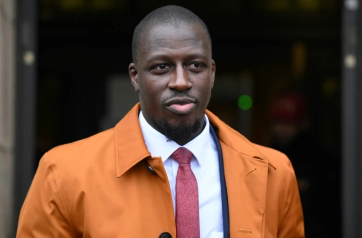 Le défenseur latéral français Benjamin Mendy sort du tribunal de Chester le 14 juillet 2023, après avoir été acquitté des accusations de viol et tentative de viol, le 14 juillet 2023