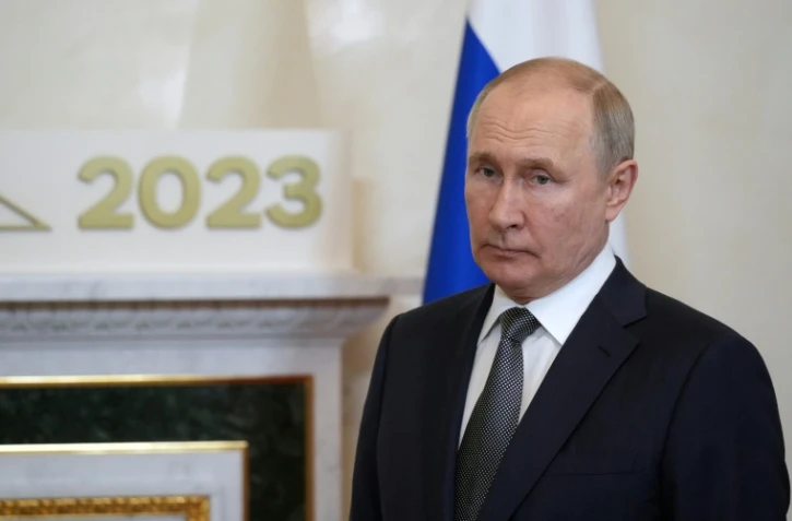 Le président russe Vladimir Poutine lors d'une réunion à Strelna, près de Saint-Pétersbourg, le 26 juillet 2023