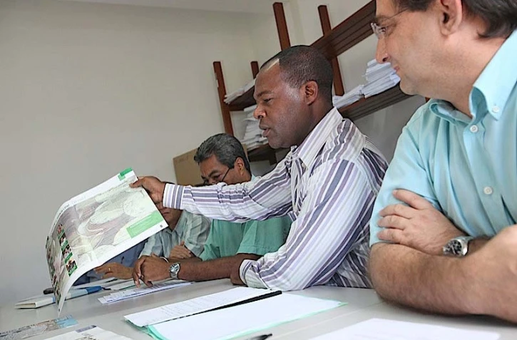 Mercredi 6 Octobre 2010

Conférence de presse des conseillers généraux du groupe objectif réunion