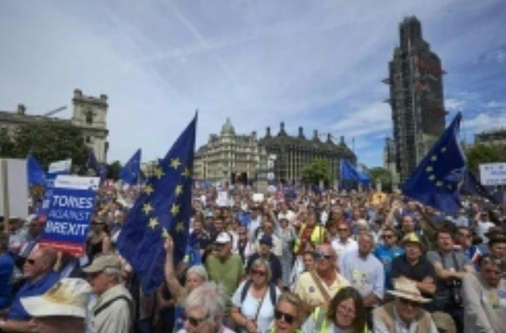 Des Britanniques manifestent le 23 juin 2018 à Londres pour demander un vote sur les conditions finales du retrait du Royaume-Uni de l'UE