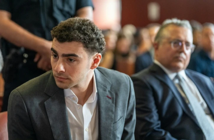 Luigi Mangione lors d'une audience préparatoire à son procès pour meurtre devant un tribunal de l'Etat de New York à Manhattan le 11 août 2026