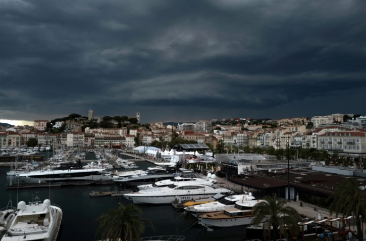 Des yachts de luxe dans le port de Cannes, le 22 mai 2025