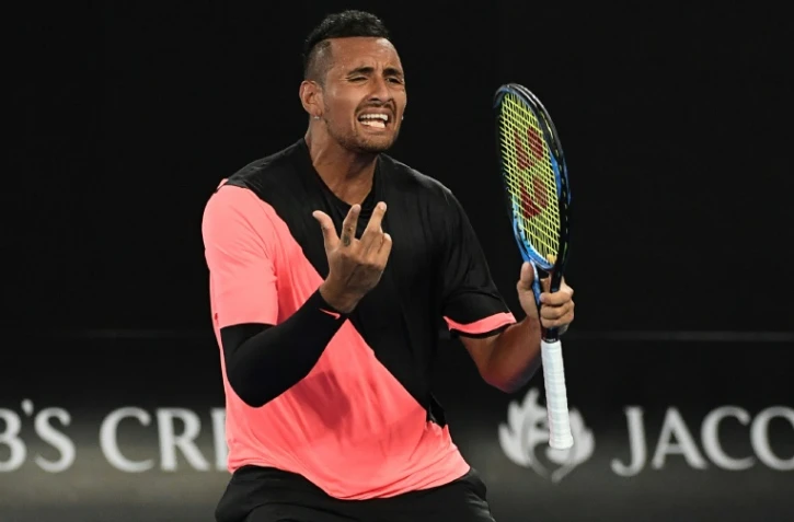 L'Australien Nick Kyrgios exulte après sa victoire face au Français Jo-Wilfried Tsonga au 3e tour de l'Open d'Australie, le 19 janvier 2018