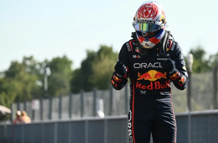 Le pilote de Formule 1 néerlandais Max Verstappen (Red Bull) après avoir réalisé la pole-position lors des qualifications du Grand Pix d'Italie sur le circuit de Monza le 6 septembre 2025.
