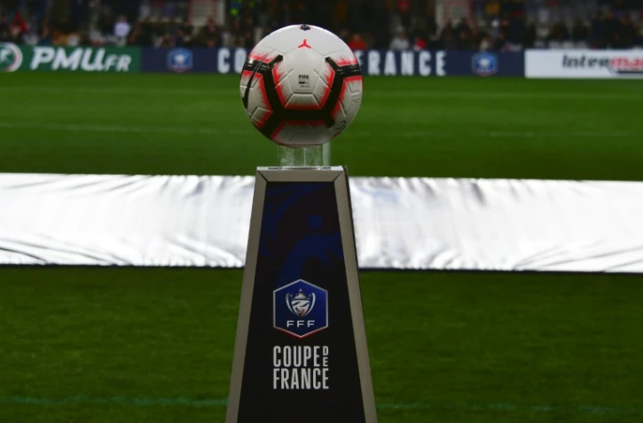 Lancé vers une cinquième Coupe de France consécutive, le Paris-SG doit d'abord écarter Nantes mercredi (21h00) en demi-finales d'un tournoi que Lyon, adversaire de Rennes mardi (21H10), convoite également