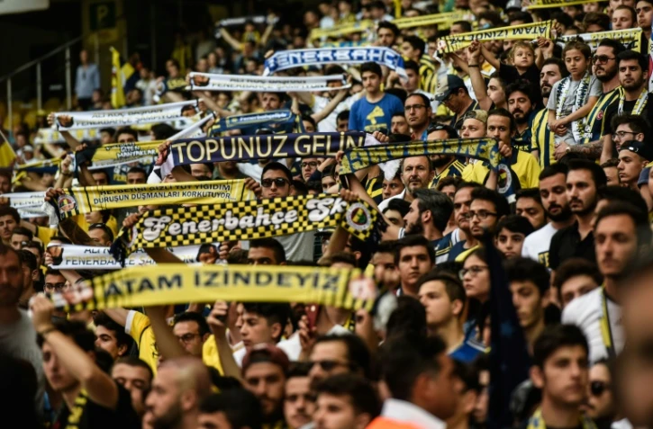 Supporters de Fenerbahçe, le 5 juin 2018, à Istanbul