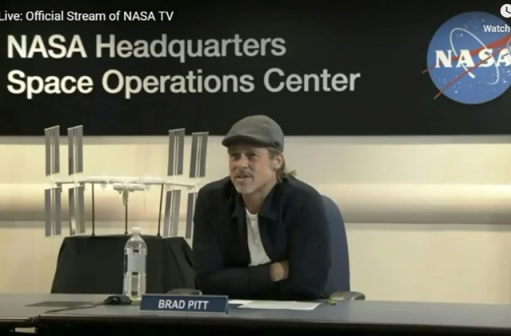 Brad Pitt en duplex avec l'astronaute Nick Hague de la NASA Ă bord de la Station spatiale internationale, le 16 septembre 2019