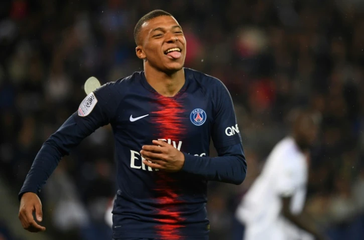 L'attaquant du PSG Kylian Mbappé auteur d'un doublé lors de la victoire 4-0 à domicile sur Dijon en avant-dernière journée de L1 le 18 mai 2019