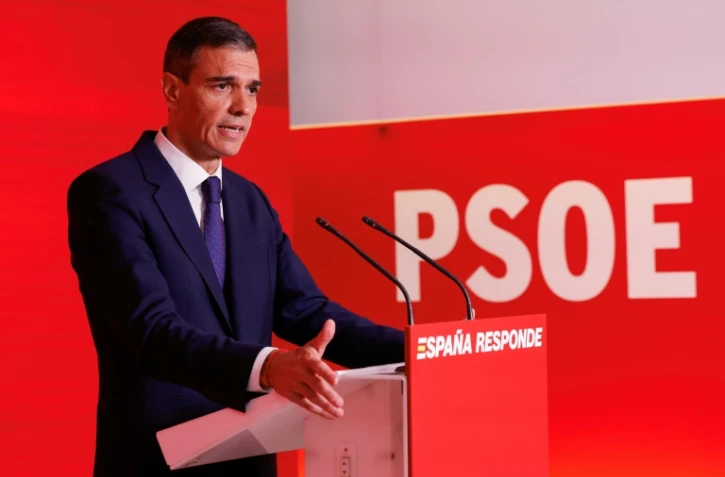 Le Premier ministre espagnol Pedro Sanchez lors d'une conférence de presse au siège du PSOE, le 12 juin 2025 à Madrid