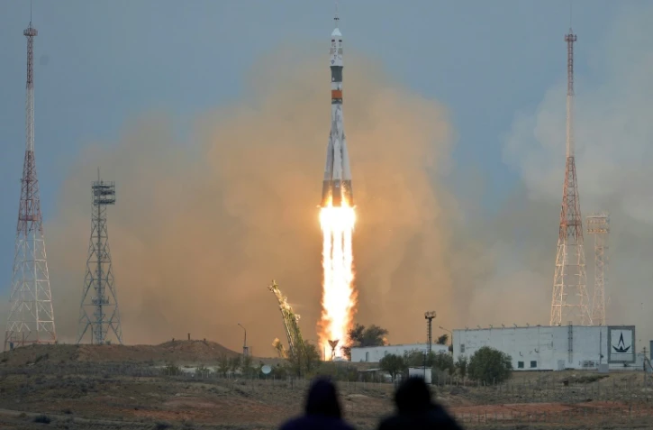 Décollage le 19 octobre 2016 depuis le cosmodrome de Baïkonour au Kazakhstan du Soyouz MS-02 avec à son bord les Russes Sergueï Ryjikov et Andreï Borissenko et l'Américain Shane Kimbrough