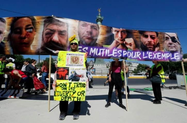 Manifestation à Paris des gilets jaunes "mutilés" par la police le 2 juin 2019
