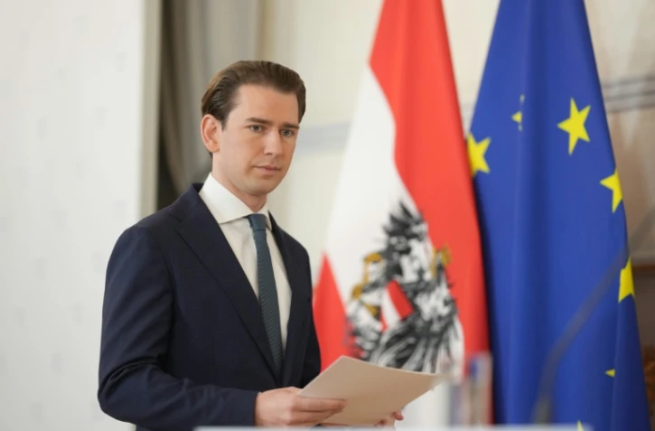 Le chancelier autrichien Sebastian Kurz à son arrivée à la conférence de presse où il annonce sa démission, à Vienne, le 9 octobre 2021