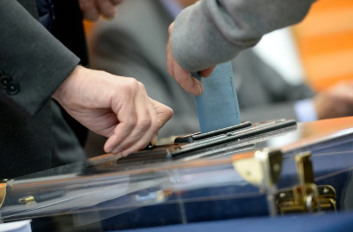 Le taux de participation au second tour des régionales s'élevait dimanche à 12H00 à 19,59% 