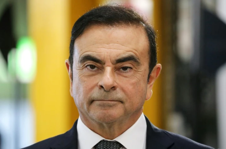 Carlos Ghosn lors d'une visite de l'usine Renault Ă Maubeuge, dans le nord de la France, le 18 novembre 2018