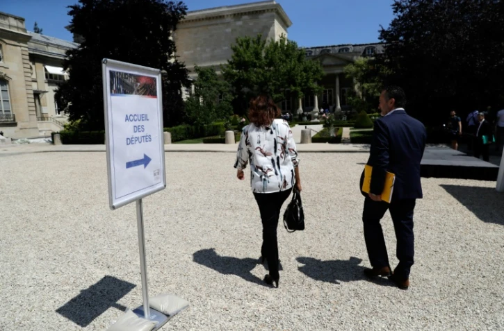 Un panneau pour orienter les nouveaux députés le 19 juin 2017 à Paris