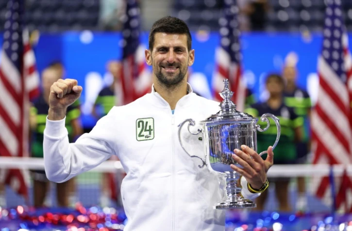 La légende serbe Novak Djokovic après sa victoire en finale de l'US Open, son 24e titre du Grand Chelem, le 10 septembre 2023 à New York