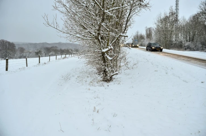 La neige perturbe fortement la circulation en Isère
