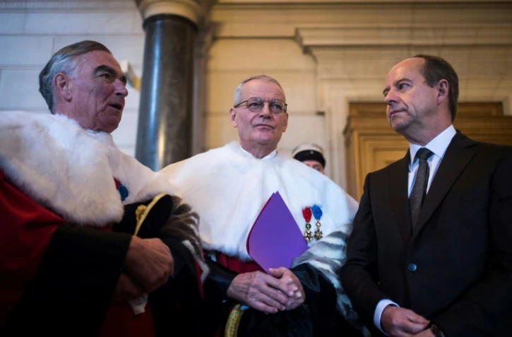 Le président de la cour de cassation Bertrand Louvel (C), le procureur général de la cour de cassation Jean-Claude Marin (G) et le Garde des Sceaux Jean-Jacques Urvoas le 13 janvier 2017 à Paris