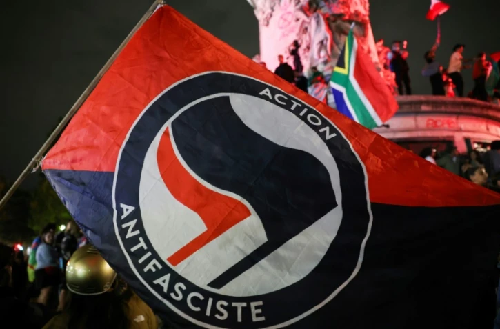 Rassemblement contre l'extrême droite, à Paris, le 7 juillet 2024
