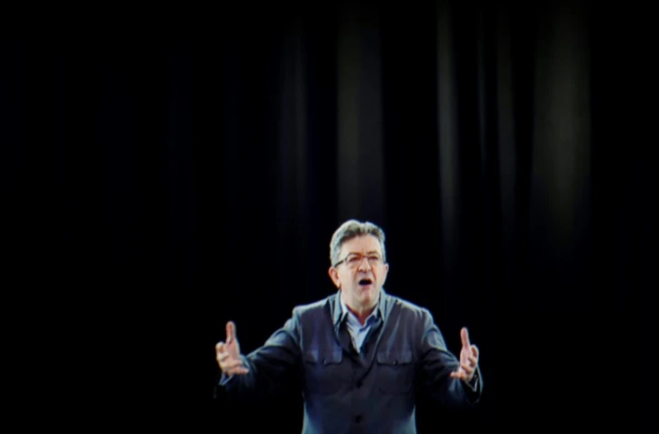 Le candidat de La France insoumise Jean-Luc Melenchon lors d'une réunion électorale à La Plaine Saint Denis, le 5 février 2017