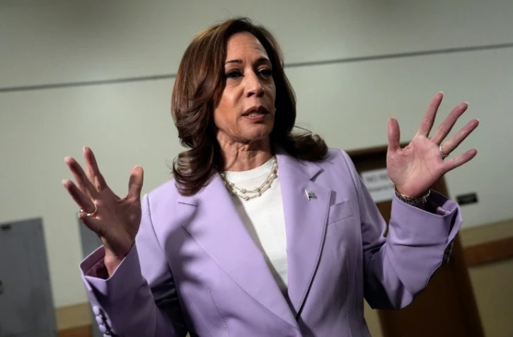 La vice-présidente américaine Kamala Harris, candidate à l'élection présidentielle, le 10 août 2024 à Phoenix (Arizona, ouest)