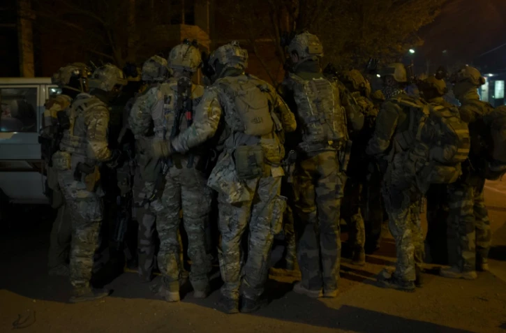 Des soldats français à proximité de l'hôtel Splendide lors des attaques à Ouagadougou au Burkina Faso, le 15 janvier 2015