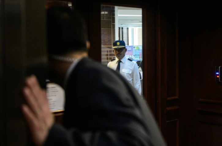 Des gardes de sécurité au consulat sud-coréen à Hong Kong, le 28 juillet 2016