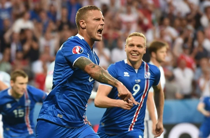 Ragnar Sigurdsson lors du match contre l'Angleterre le 27 juin 2016 à Nice