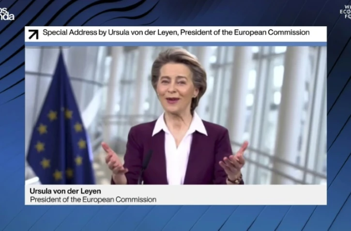 Image tirée d'une vidéo diffusée sur le site du Forum économique mondial de la présidente de la Commission européenne de Davos, Ursula von der Leyen, lors d'une intervention en visioconférence, le 26 janvier 2021