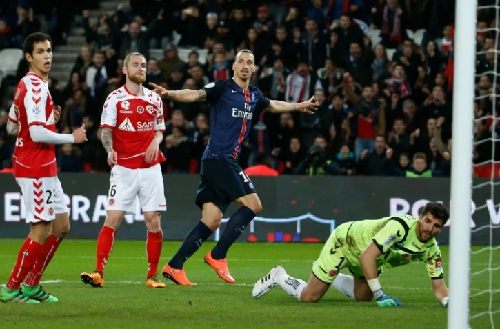 L'attaquant du PSG Zlatan Ibrahimovic inscrit un but face à Reims, le 20 février 2016 au Parc des Princes