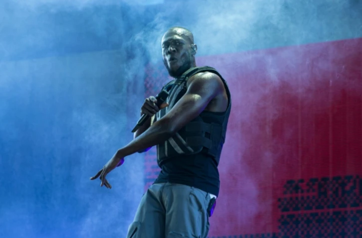 Le rappeur Stormzy sur la scène Pyramide du festival de Glastonbury le 28 juin 2019