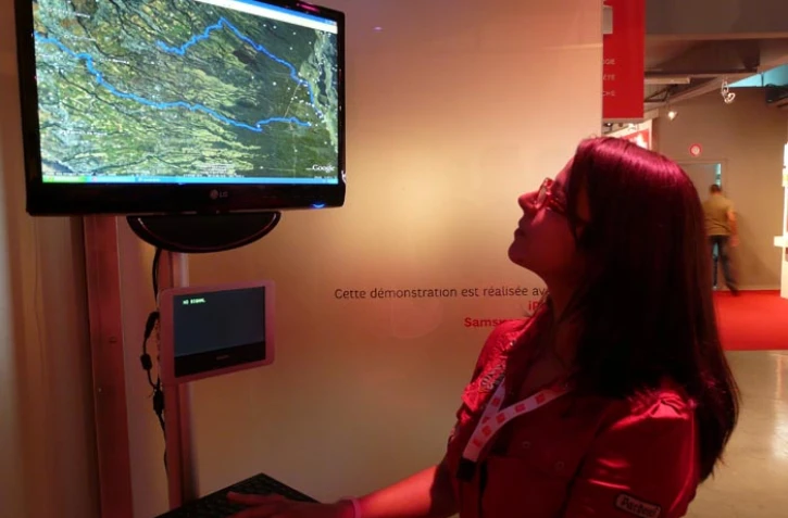 Inauguration du premier salon Inov organisé par SFR (Photo Mahdia Benhamla)