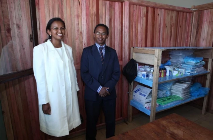 Lundi 22 Novembre 2010
Inauguration du centre de dialyse de Tamatave photo Marie Trouvé