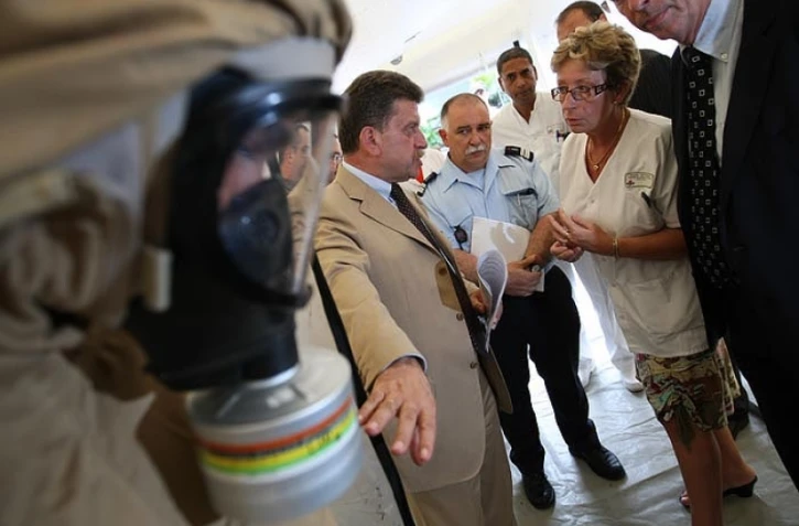 Jeudi 25 Novembre 2010
Poste sanitaire mobile-medecine d'urgence