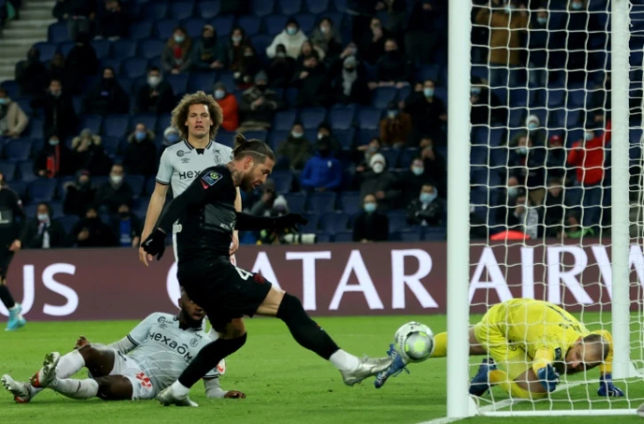 Sergio Ramos double la mise pour Paris lors du large succès (4-0) contre Reims au Parc des Princes, le 23 janvier 2022 