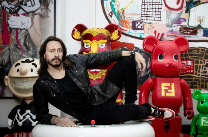 Le DJ star français Bob Sinclar dans son studio, le 14 mai 2020 à Paris