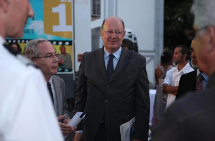 Lundi 29 novembre 2010

Lancement de la chaîne Réunion 1ère et de la TNT
