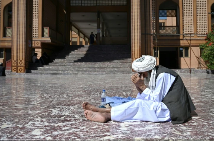 Un musulman prie lors de l'Aïd el-Fitr, marquant la fin du ramadan, le 13 MAI 2021 à Kaboul, en Afghanistan