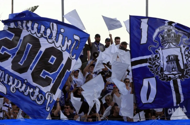 Des supporters de Bastia lors d'un match contre le PSG, le 12 août 2016 au stade Armand Cesari