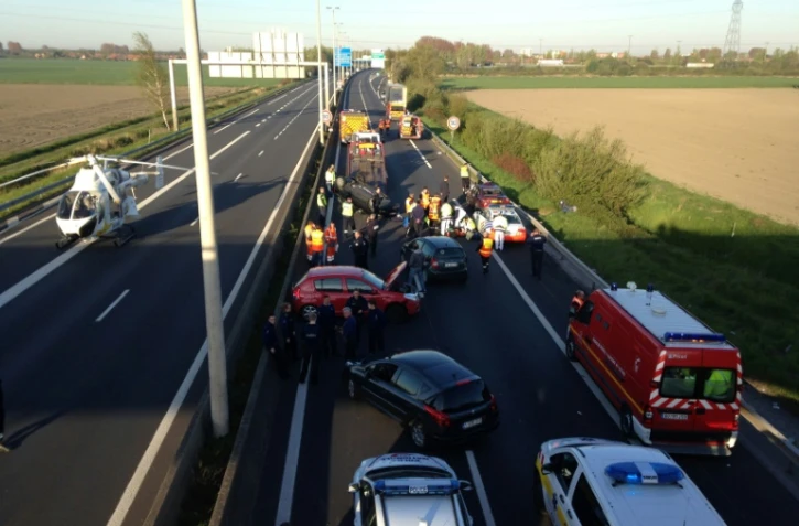 Accident sur l'autoroute A16 près de Dunkerque, le 5 mai 2016