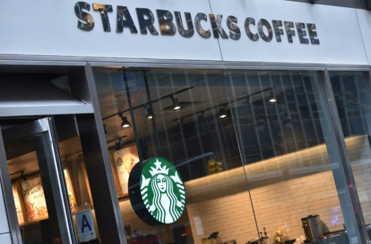 Un café Starbucks à New York le 17 avril 2018