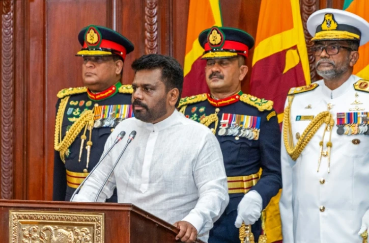 Photo diffusée par le bureau du président du Sri Lanka, le 23 septembre 2024, du nouveau président Anura Kumara Dissanayake lors de sa cérémonie de prestation de serment, à Colombo