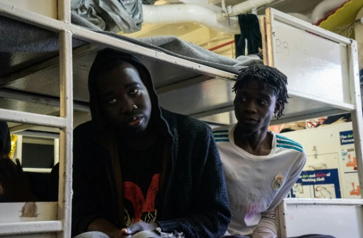 Des migrants secourus en Méditerranée à bord du navire humanitaire Sea Watch 3, le 5 janvier 2019